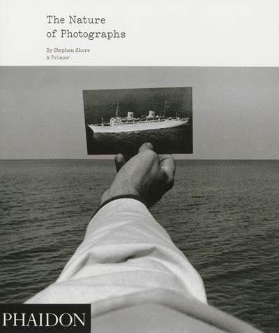 The nature of photographs The nature of photographs